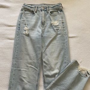 American Eagle high waisted 90s boyfriend jeans
